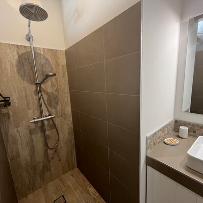 685d502051802.jpg