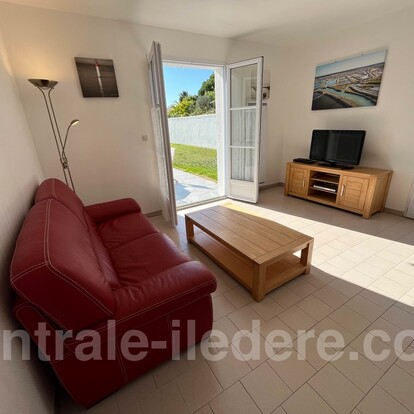 6903724f9ca6a.jpg 6903724f9ca6a.jpg