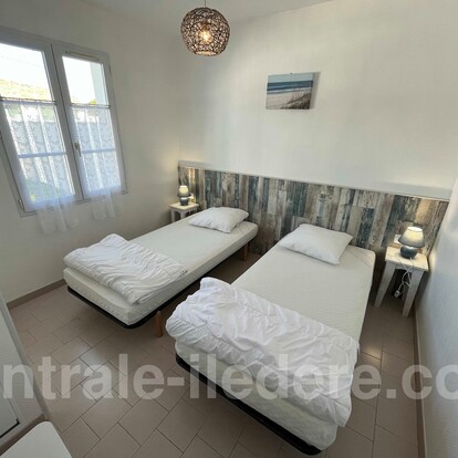 690372619c607.jpg 690372619c607.jpg