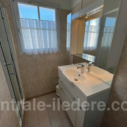 69037261a5590.jpg 69037261a5590.jpg