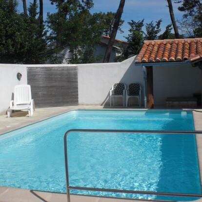 location-maison-vacances-rivedoux-plage-piscine-jpg