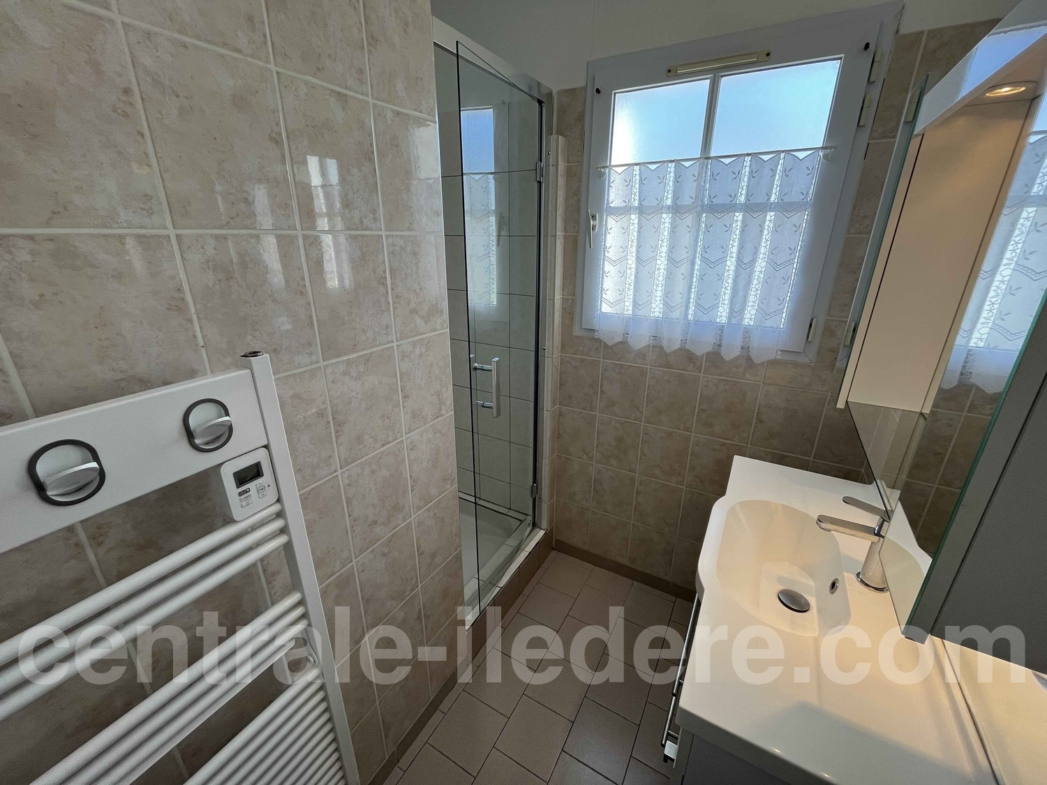 69037261a4565.jpg 69037261a4565.jpg