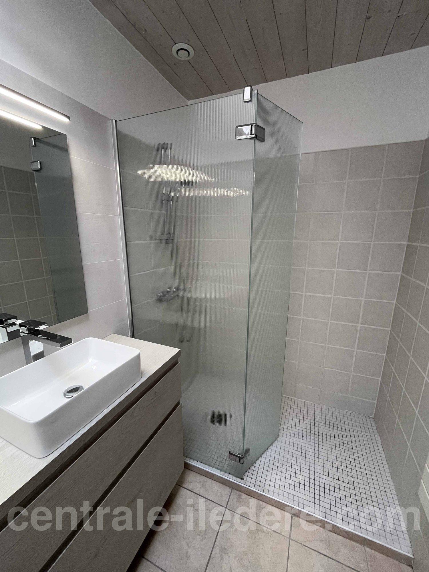 69038fbdaca63.jpg 69038fbdaca63.jpg