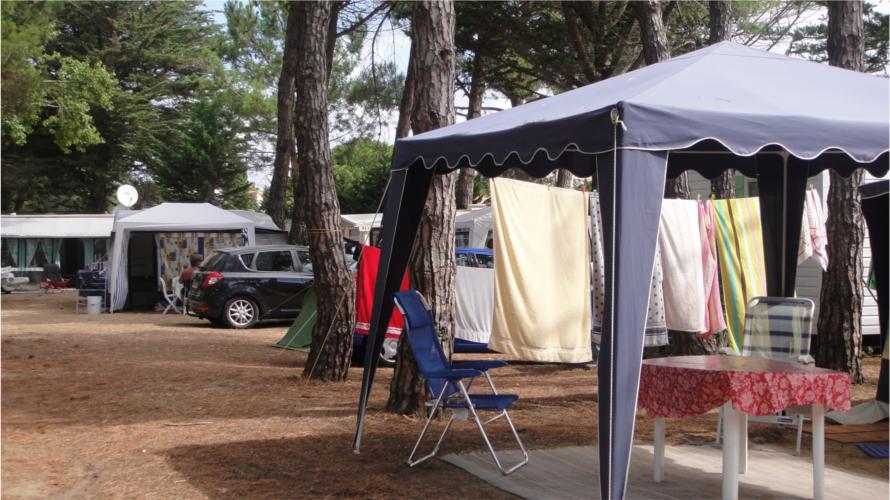 camping-les-barjottes-le-bois-plage-04