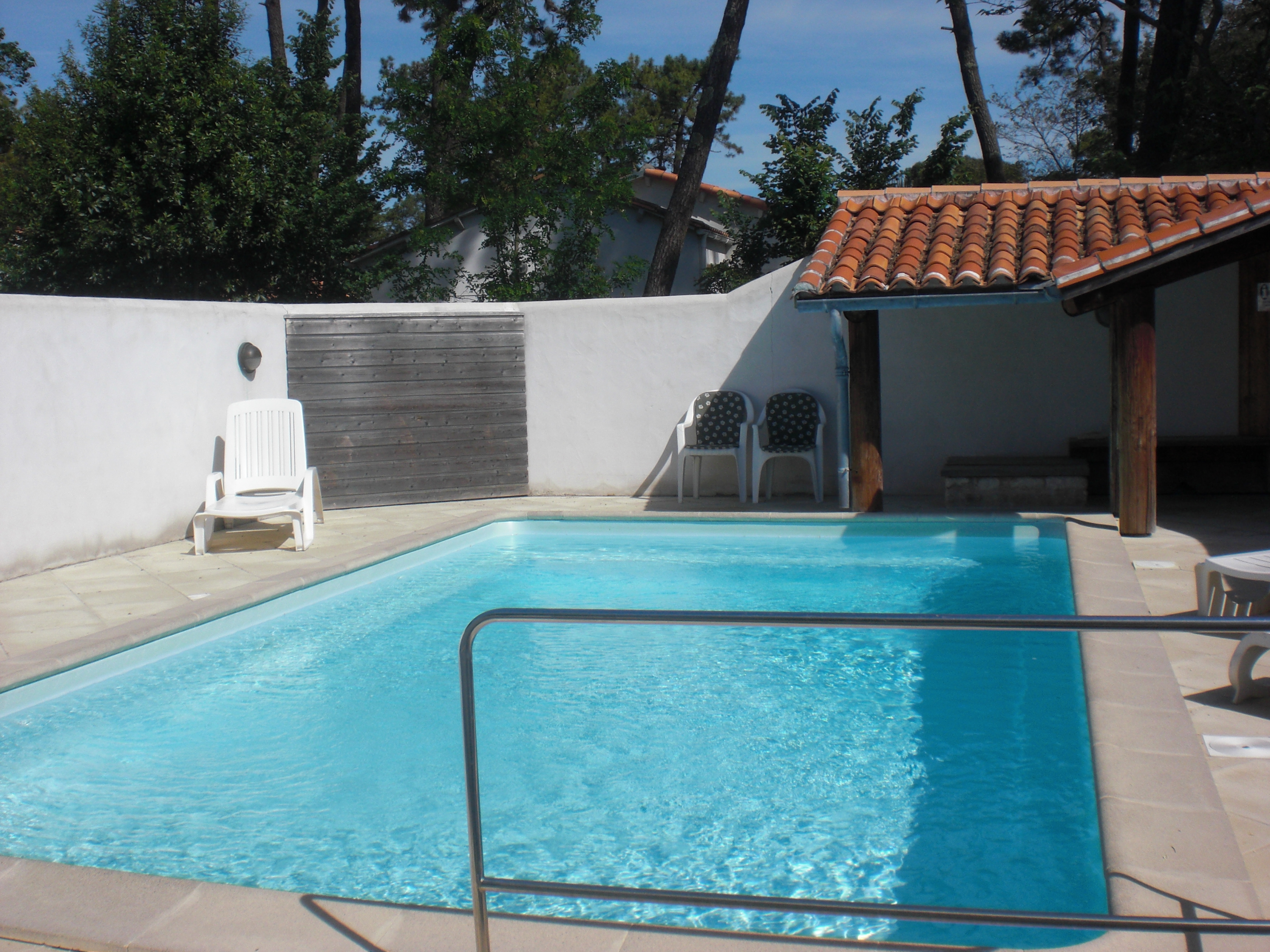 location-maison-vacances-rivedoux-plage-piscine-jpg